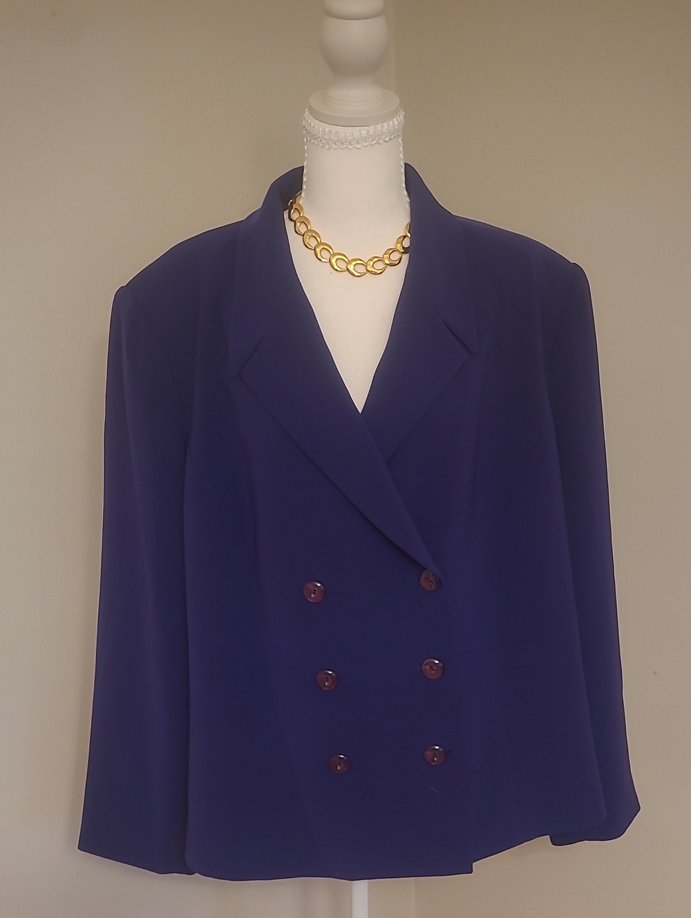 Le Suit Double Breasted Purple Blazer. 20W
